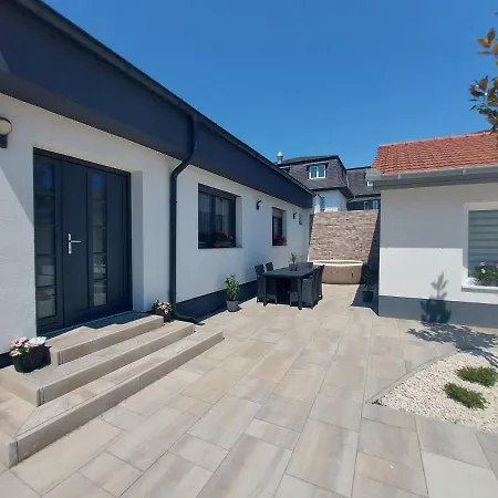 Ponte Nero Apartman Appartement Sárvár